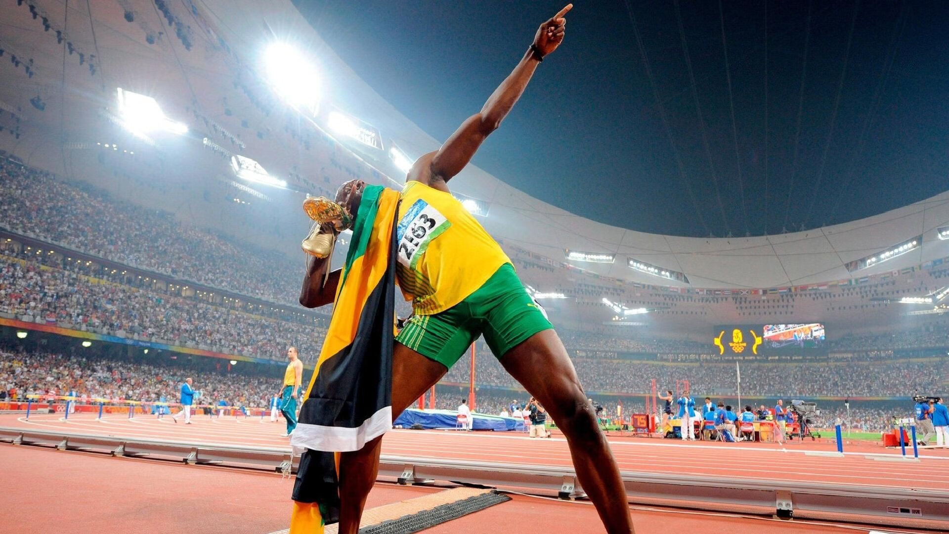 内马尔因膝伤缺席美洲杯，巴西队表现受影响，内马尔哭了感动巴西球迷