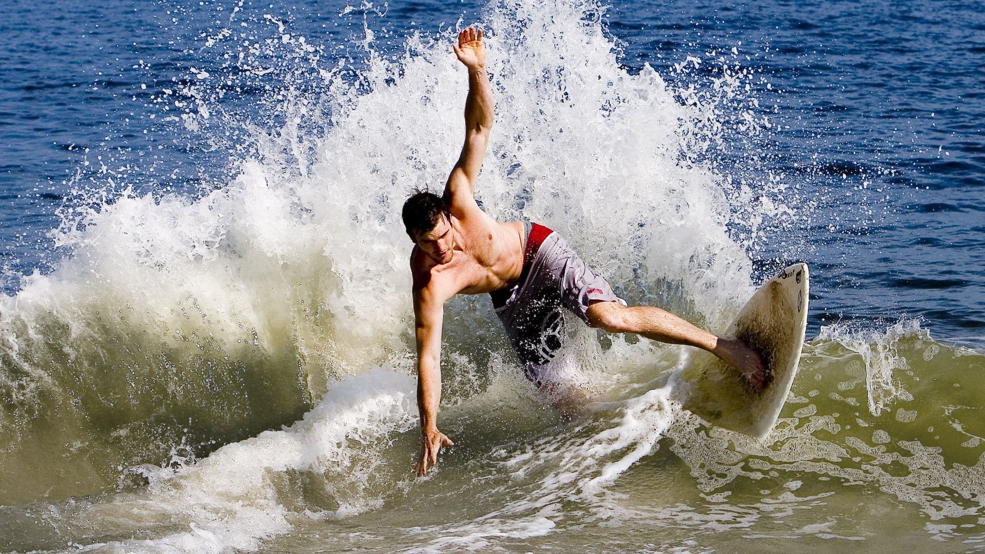 开云体育最新地址-宁波队主场顶住压力力压对手，成功获胜，宁波球赛